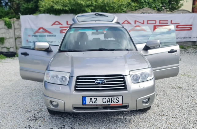 Subaru Forester cena 15900 przebieg: 218000, rok produkcji 2006 z Olszyna małe 497